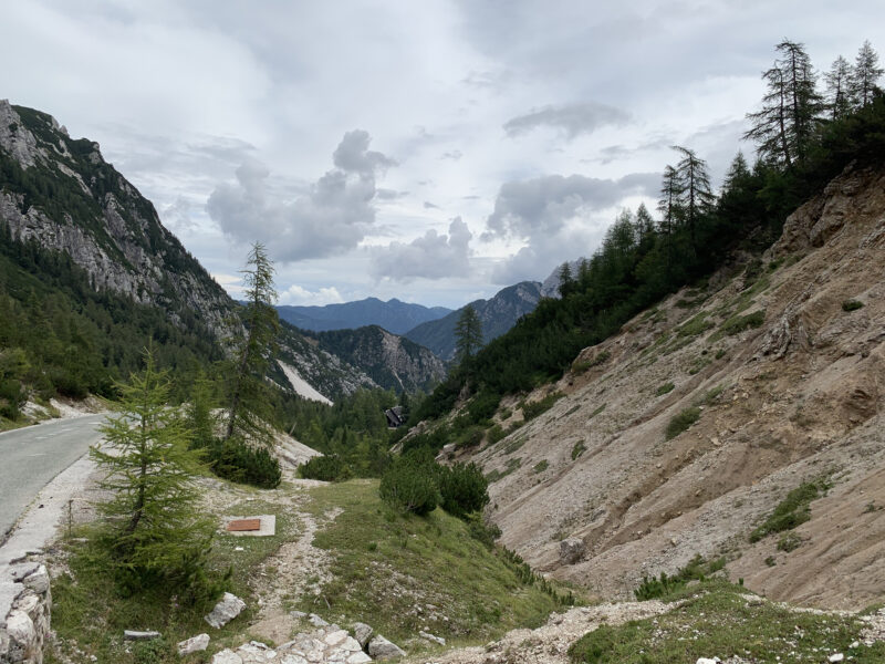 Autorijden op de wegen in Slovenië